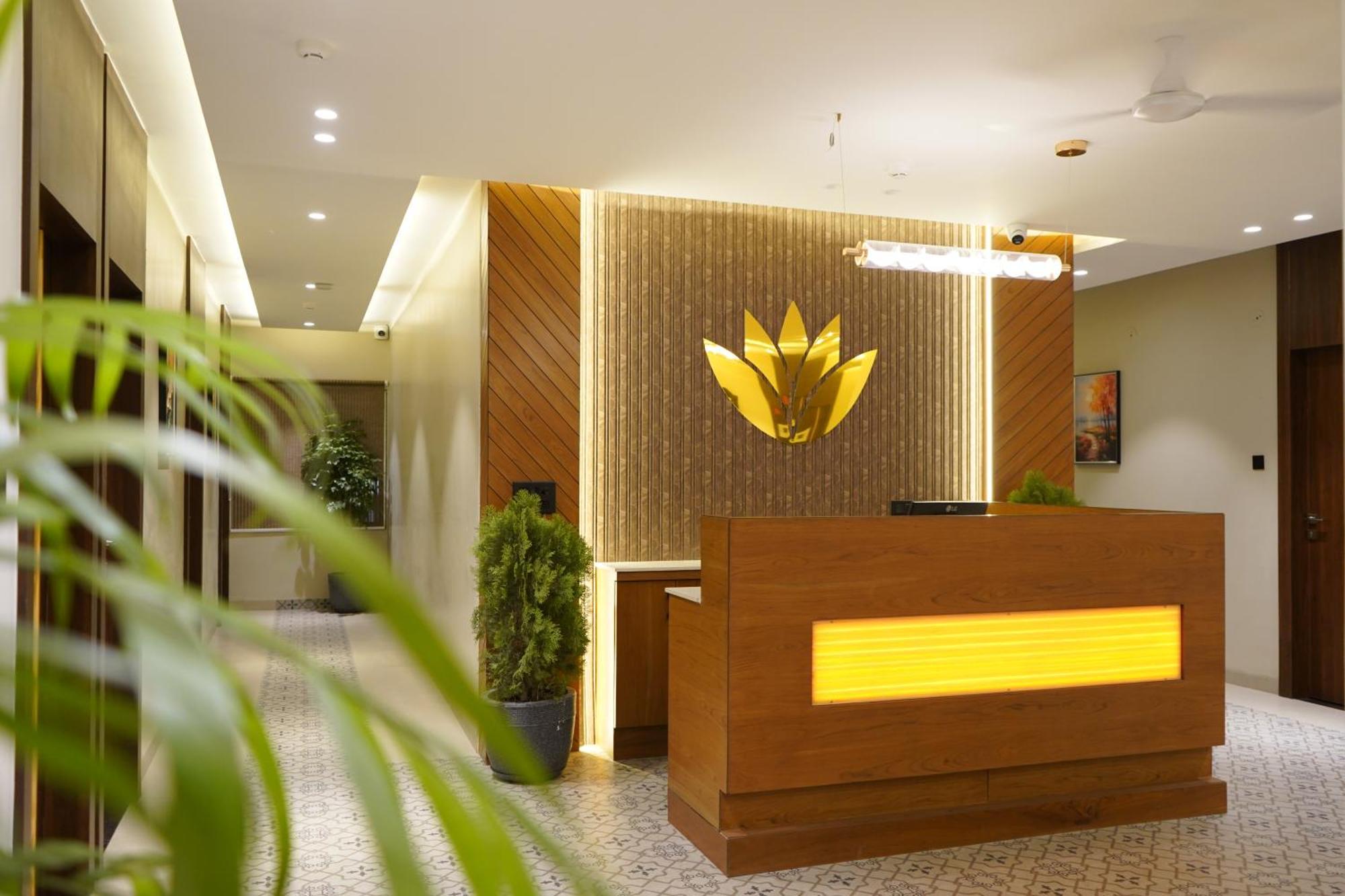Hotel Alba Inn, インドール エクステリア 写真